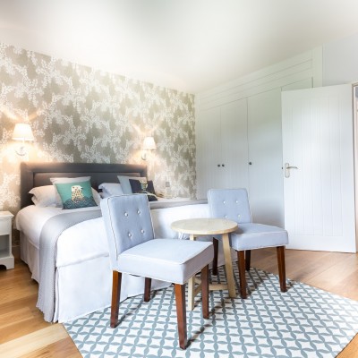 Signature Bedroom - Burdock Vean Hotel