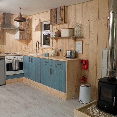 Lusty Glaze Beach Chalet Kitchen
