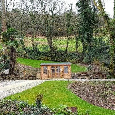Miss V's tea gardens