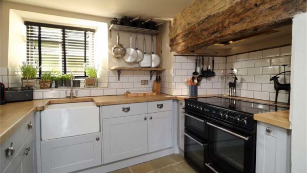 Boutique Retreats - Yarrow Cottage