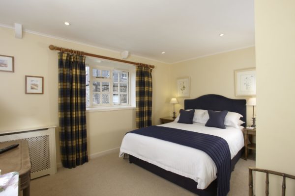 Arundell Arms Hotel bedroom