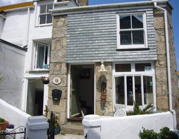 Cornish Riviera Holidays - dog friendly accommodation in St Ives, Cornwall