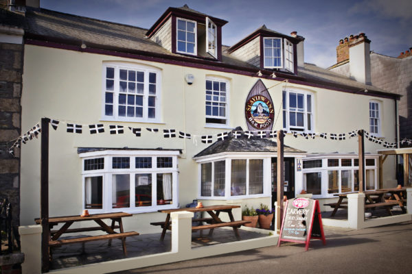 Seaview Inn - a dog friendly pub in Cornwall