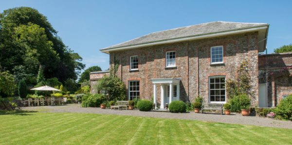 Helpful Holidays - dog friendly cottages in the South West