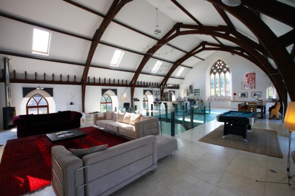 Modern living rooms with arched ceiling