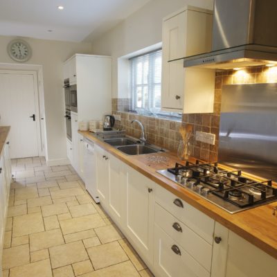 Henchard Cottage kitchen - Greenwood Grange