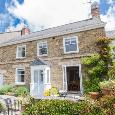 Falmouth Holiday Homes - Pawfect Stays