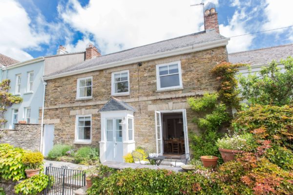 Falmouth Holiday Homes - Pawfect Stays