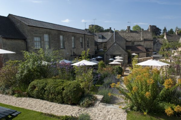 The Wheatsheaf Inn - dog-friendly inn, Gloucestershire