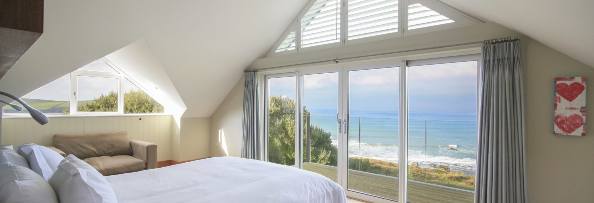 John Bray Cornish Holidays - dog-friendly self-catering apartment