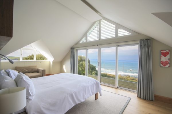 John Bray Cornish Holidays - dog-friendly self-catering apartment