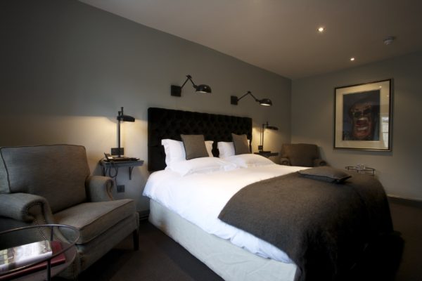 The Wheatsheaf Inn - luxury dog-friendly rooms in Gloucestershire